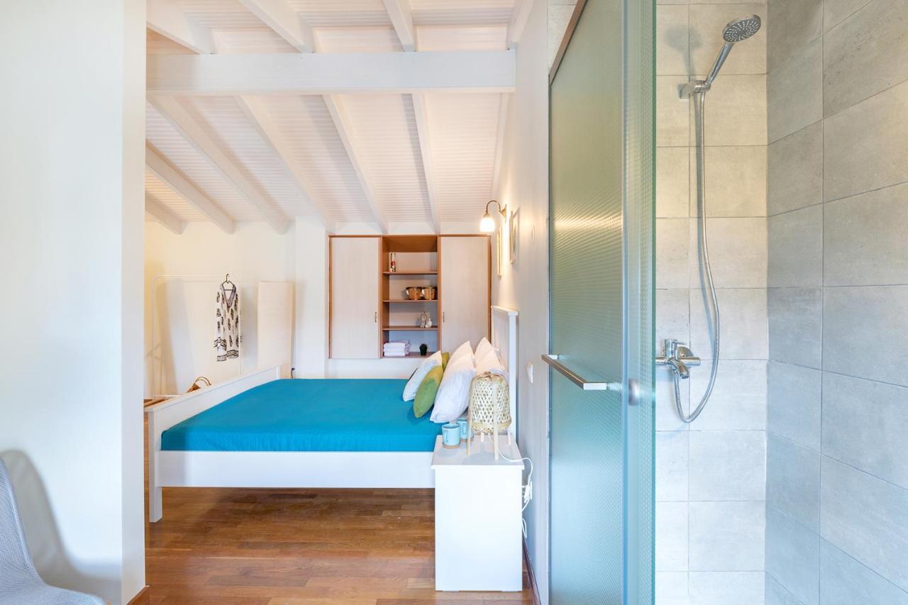 Spyrelia Villa With Private Pool & Outdoor Hot Tub ذيسْخا المظهر الخارجي الصورة