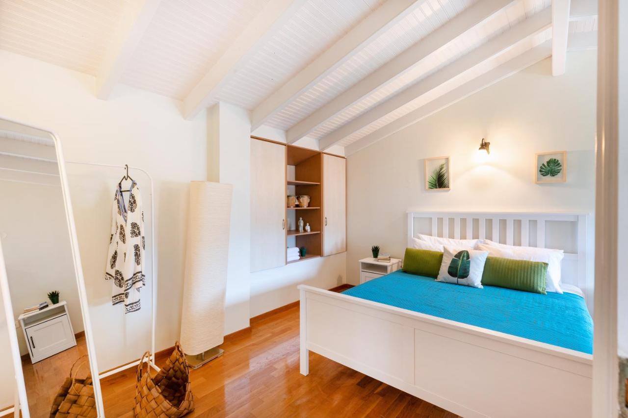 Spyrelia Villa With Private Pool & Outdoor Hot Tub ذيسْخا المظهر الخارجي الصورة